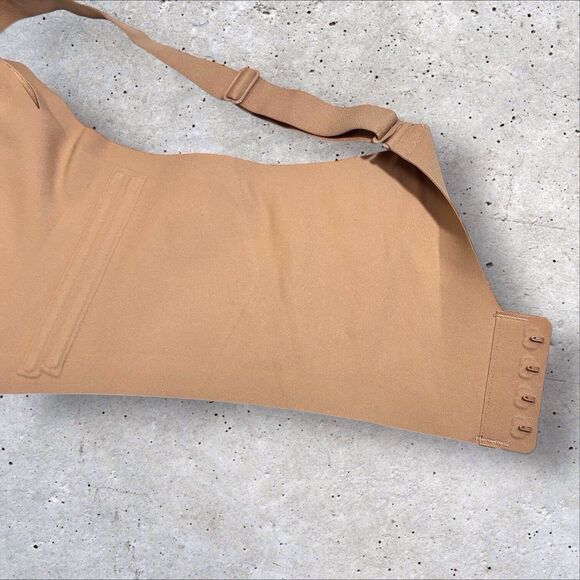 Honey Love Lift Wear Crossover Wireless Bra Size 3X+ Sand Tan LWBR0304 - Picture 6 of 9